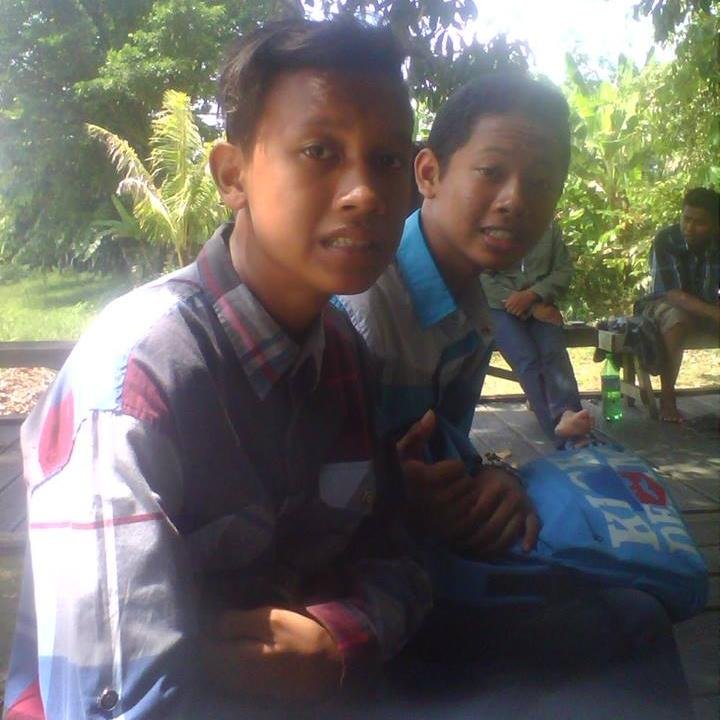 Jangan Follow ntar Naksir