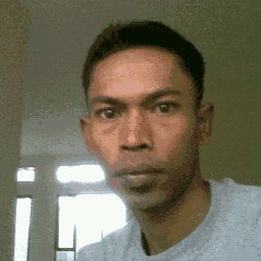 Kukan trs tersenyum tu keluarga q