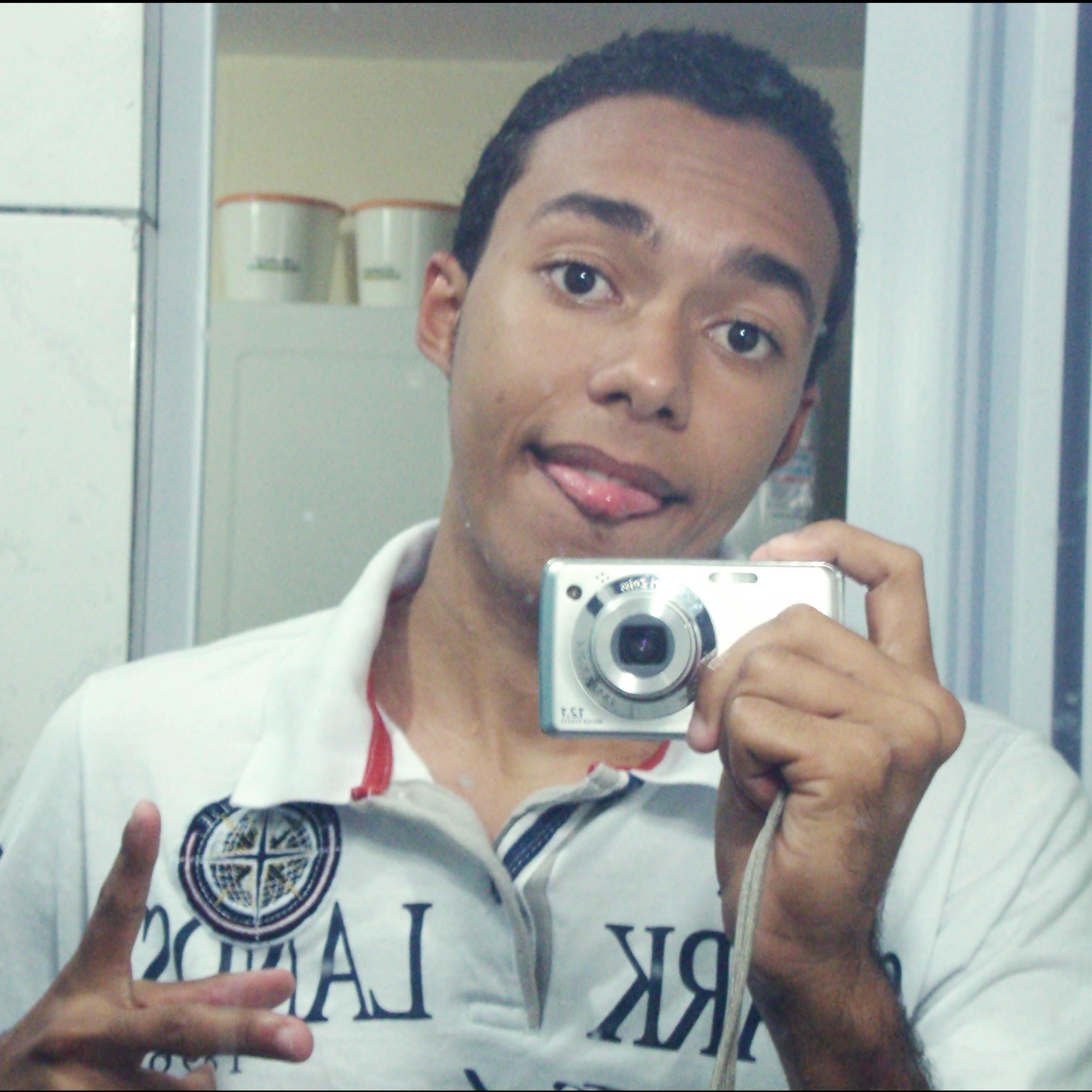sigam-me no facebook e sigo todos de volta
follow me on facebook and follow everyone back
https://t.co/dJXCwUDLqo