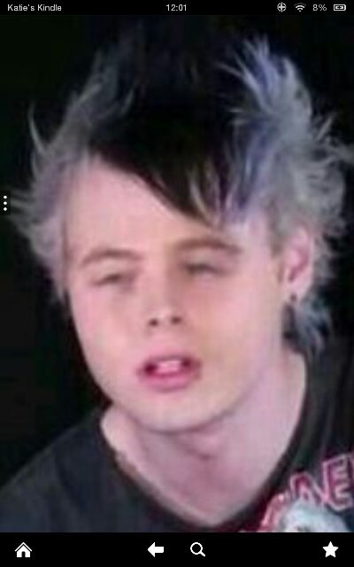 This is just an account for voting! My personal is @cake5soslover