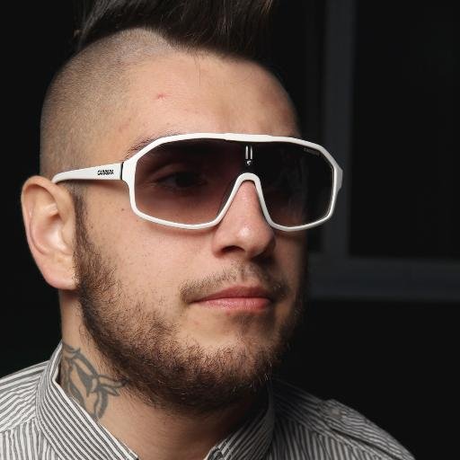 Q_BASIC_'s profile picture. 