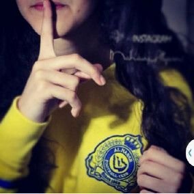 احترامي للناس ليس خجل مني ..بل صفه ربتني عليها امرأه عظيمه♡:-)