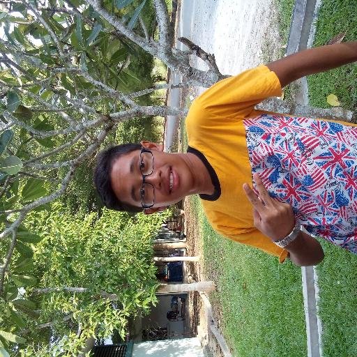 • Fatihurrahman • 16 • Perak • Tak single , Allah kan ada •