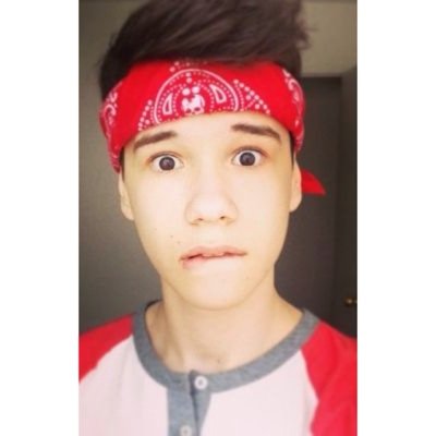✪•There's this Spanish 5 year old I kinda like, he's called Sebastian Olzanski•DM me anytime if you need to talk to someone, I'm always here for you•✪