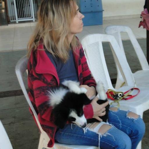 Amo os animais, a natureza, a vida que pulsa. Amo minha família, meus amigos, e meu amor.