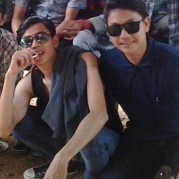 Aku bakal setia kalo aku disayang
aku bkal luluh klo aku diperhatiin
aku bkal nurut kalo aku dicinta
tpi aku bakl brubah jdi cwo yg brengsek klo htiku disakiti