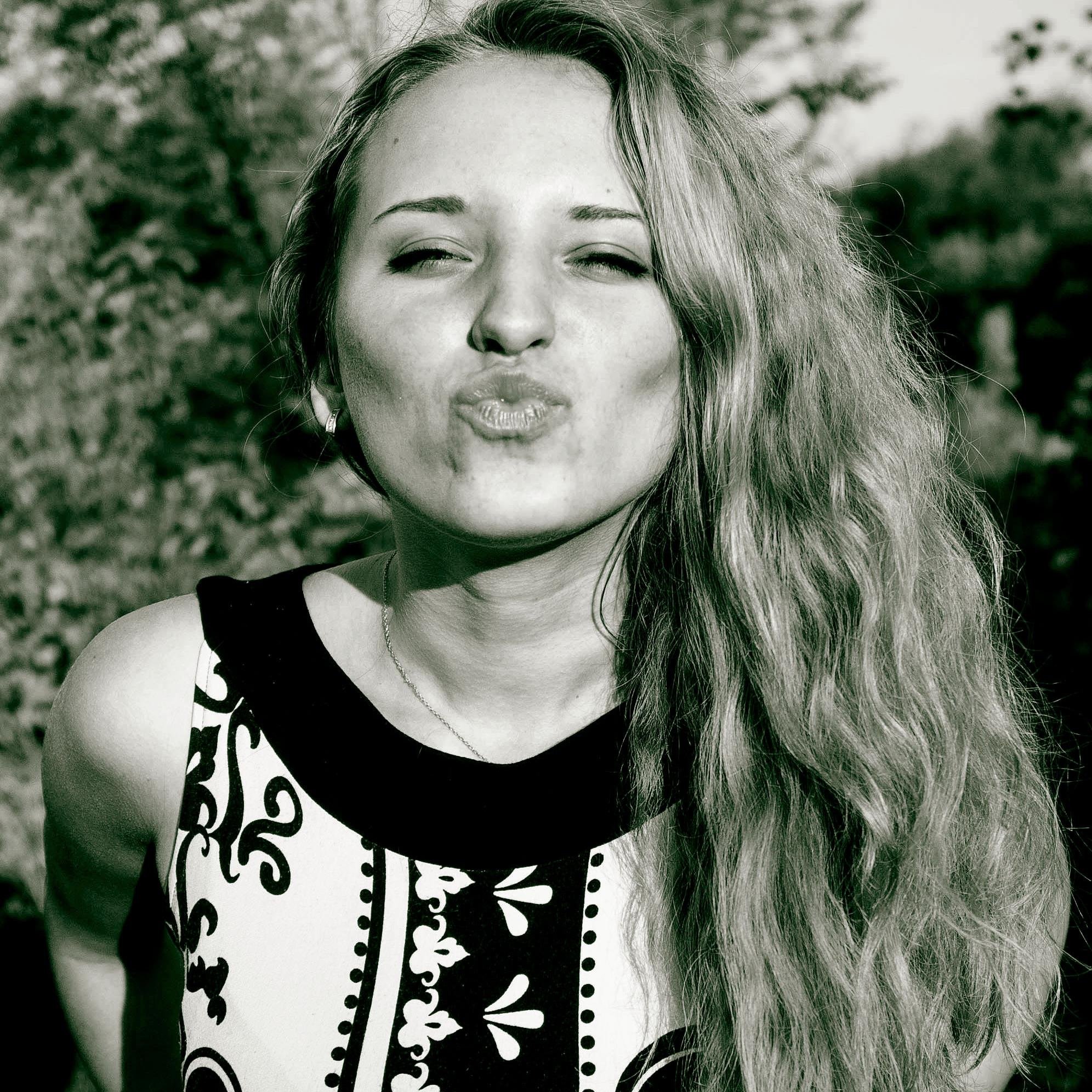 AlmostSpring's profile picture. 