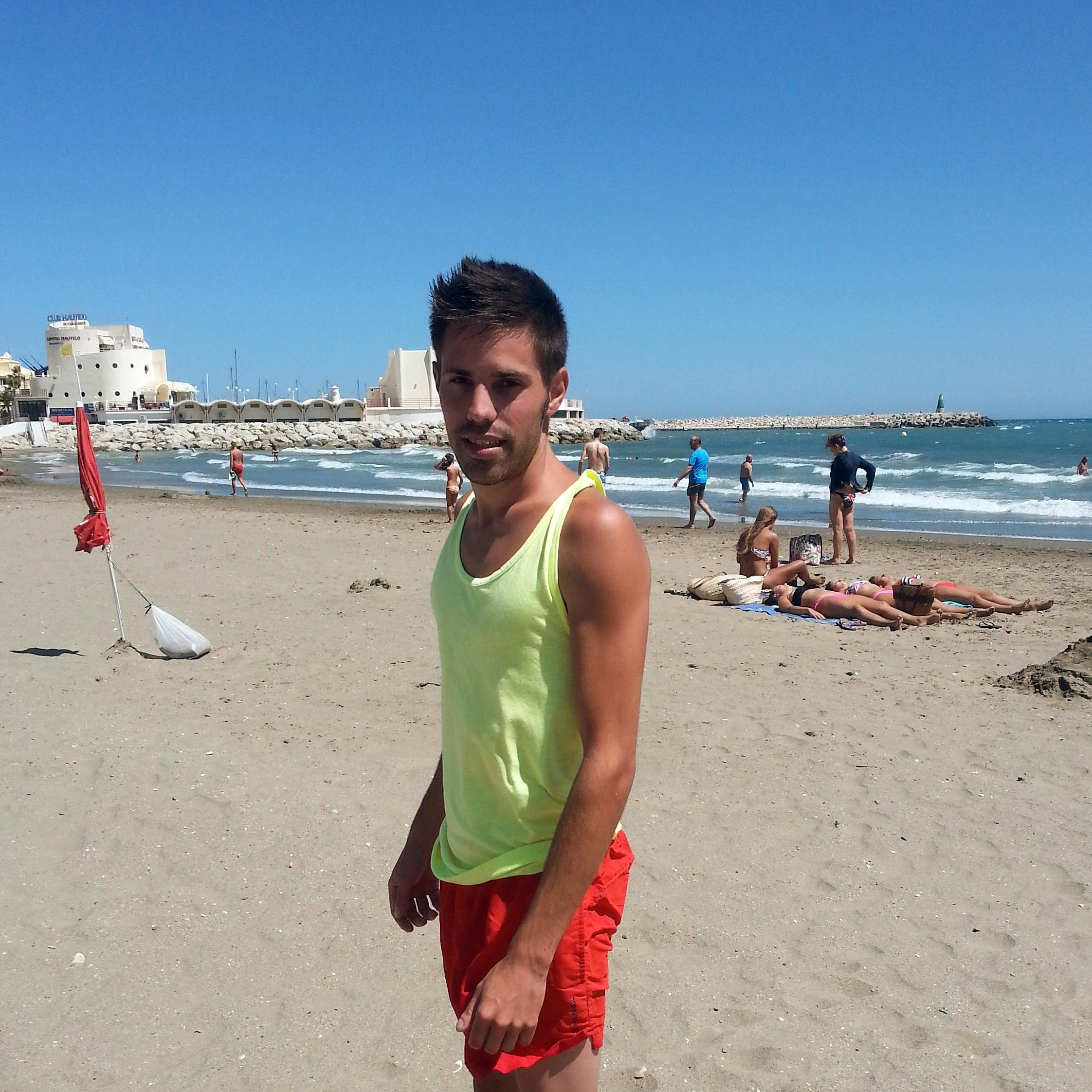 Migue_Mer91's profile picture. Estudiante de Grado en Ingeniería Electrónica Industrial y Automática