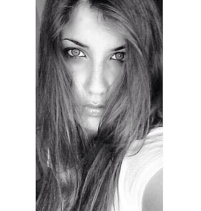 « Tomorrow can be a wonderful age. » | 19th italian girl, music lover, reader, shopaholic.