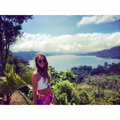 nicbreed's profile picture. Lets bake cakes like we'll never gain weight