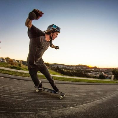 Downhill & freeride longboarder in Wellington, New Zealand. Living on & loving the Kapiti Coast. Good people, good music, good beer, good fun, good life!