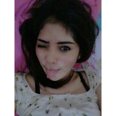 Sebencinya kamu dengan dia suatu saat akan rindu.