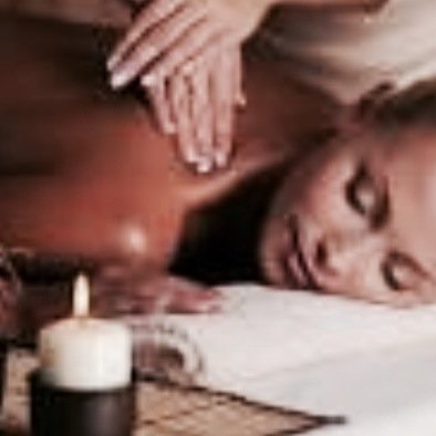 Aromatherapy massage in Birstall £20 half body £40 full body