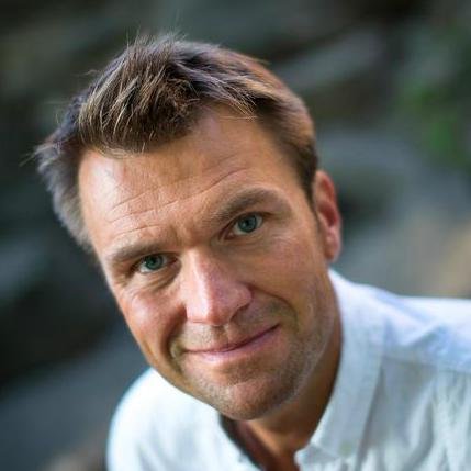Professor and writer. Works at Oslo Metropolitan University, Centre for Research on Extremism (C-REX) and liberal think tank Civita.