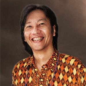 thiarbramanthia's profile picture. CreativePreneur - Inisiator #AkoeIndonesia - Owner of -  https://t.co/tKjlTOACMI -https://t.co/99i3M5GnBC