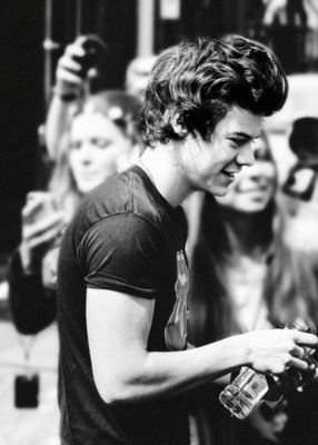 ☆☆ Directioner ☆ ask for follow back ☆ thx for following ☆ pls follow meant_to_1d - instagram :) ☆☆