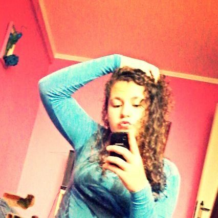 ''Apenas  uma  menina  que ama Skate''