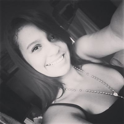 Que o vento leve tudo o que me causa dor, e traga todos os meus motivos de sorrir...