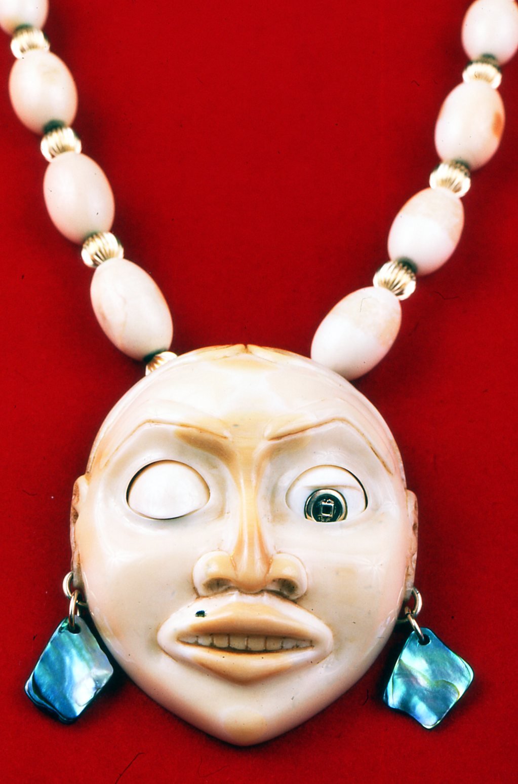 26aromer's profile picture. Observer of expressions through art.