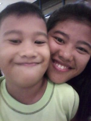 julee_francisco's profile picture. Lee is :)