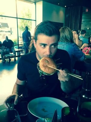 jeffreymeans's profile picture. Photographer. Musician. Cider maker. Other things
@TSPursuit
@kcciderco