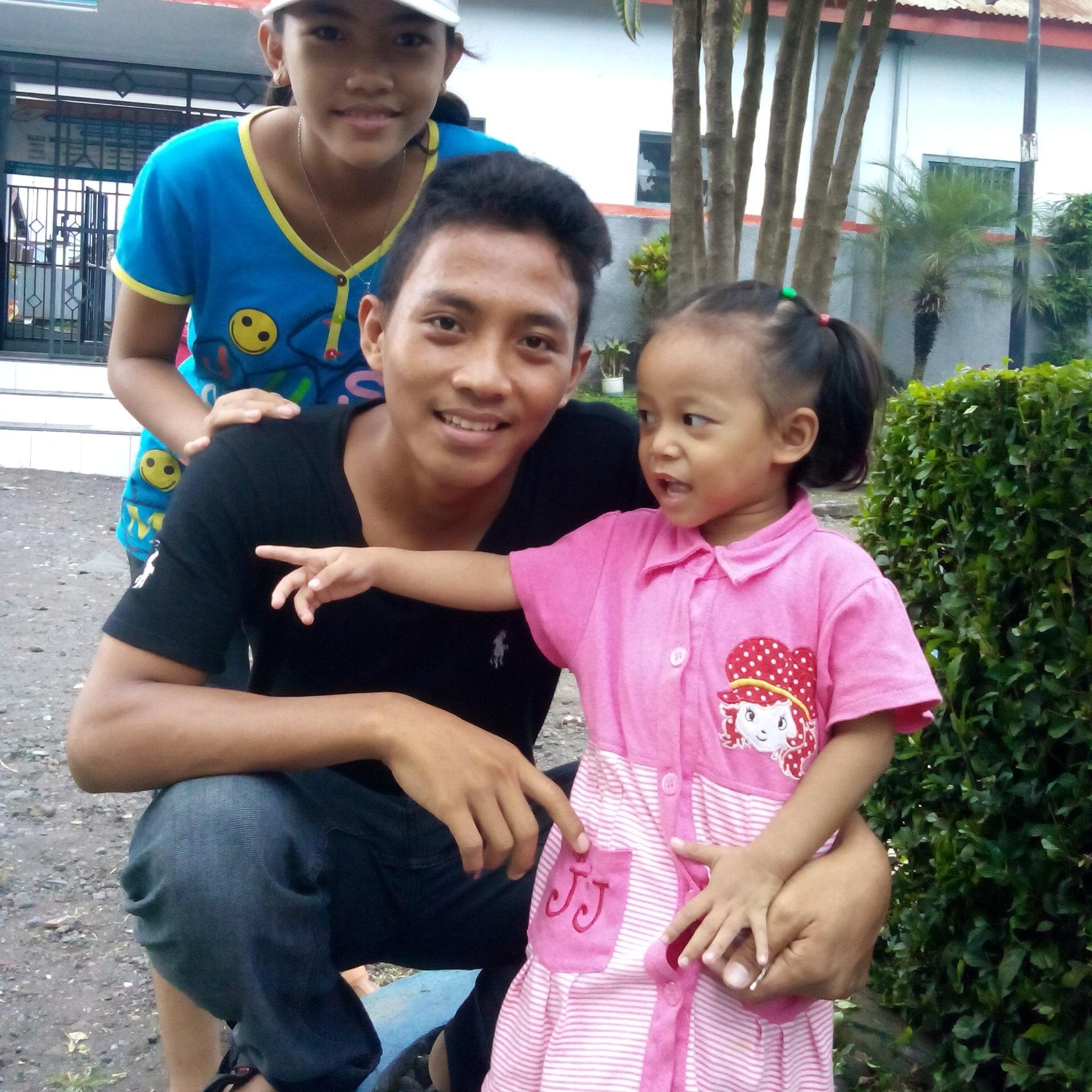 Thony_AD's profile picture. jangan pernah menyerah sebelum matahari terbit dari arah barat