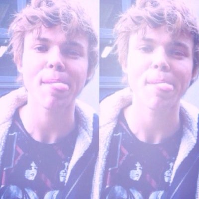You are beautiful, keep smiling 
-@hxrryftirwin