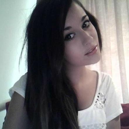 jenni0235's profile picture. 