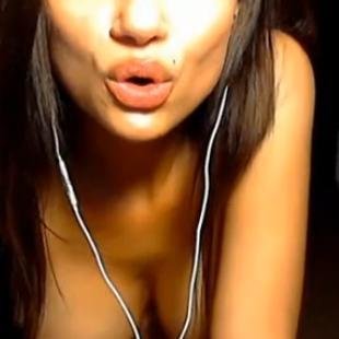 cachondax69's profile picture. Bisexual cachonda, chats de acceso y registro gratuitos te esperan. Tu CAM gratuita y además censura el pais que no quieras que te vea..y gana tu dinero!!