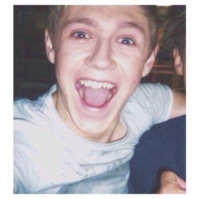 Hi beautiful please follow @DERPINGIRWlN because she gave you a free follow :)