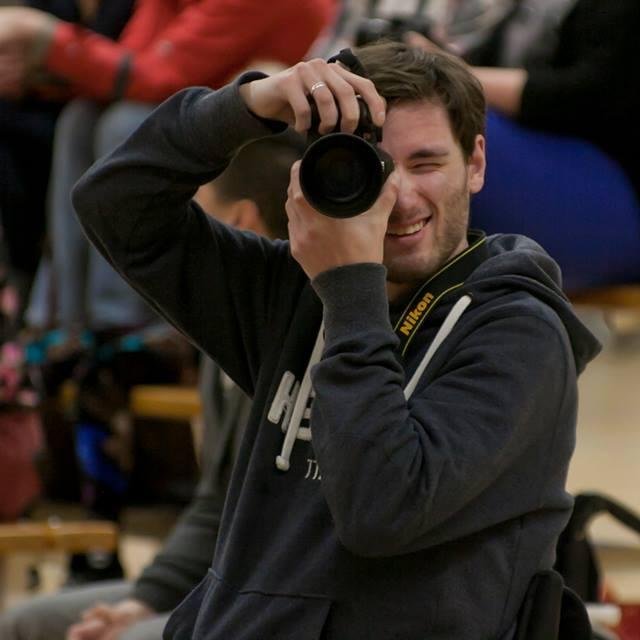 Sport foto's maker. Vooral Rolstoelbasketball (Sc-Antilope) en Volleyballen!