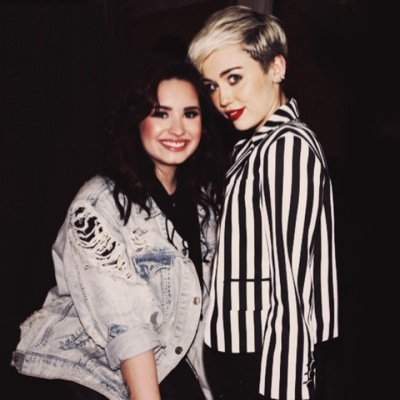 Cuenta sobre Demi Lovato y Miley Cyrus❤️