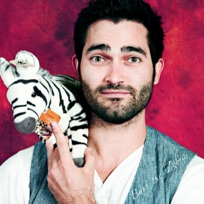Dylan he's my perfect little slice of heaven and the most amazing, adorable fiancé ever. Crystal, Holland and Bethany are de besties.