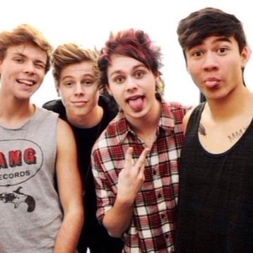 #vote5sos