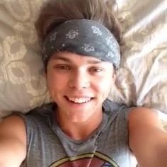 I've got a thing for 5SOS and kpop! Follow me and I'll follow u back