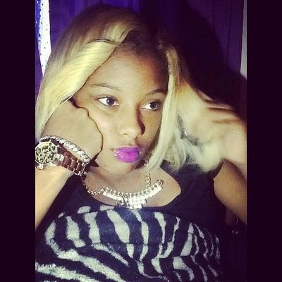 White|Cherokee Indain |Black
     Atlanta✈FL☀
  I'm 5'4   .