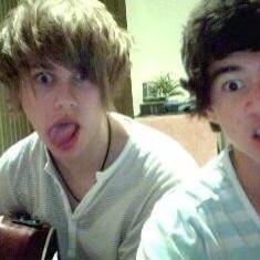 umadeitgirls's profile picture. 