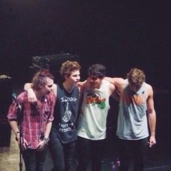#vote5sos | @rejectsjena | free follow