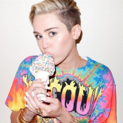VOTE #BSAForMiley !!!! #fuckingbangerz @mileycyrus
