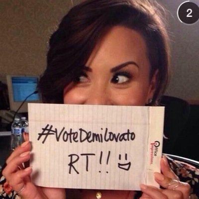 Conta apenas para votar na Demi! Rt nos tweets!! #votedemilovato (Segui aleatoriamente quem usa a tag, então ajude!)