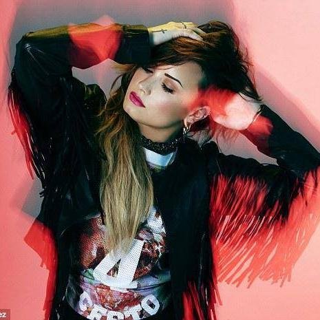 Demi Lovato|| 20/08/1992|| Amo mis Fans|| #Lovatics♥||PARODIA||