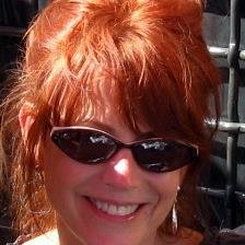Proud Oaklander, former Bostonian, High Tech HR, coffee addict, beekeeper in progress,  Animal Rescue Volunteer & go BoSox