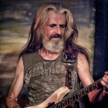 theleonardrose's profile picture. Punk Rocker / Fighter for the under dog / hero to many / toured with sham69 / a great  inventor who doesnt take the credit