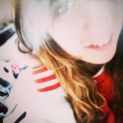 15. Swedish.  snap: replaytomymusic.  
-stalking tfc♥.
i promise. jag e svensk.