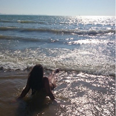 El pasado muere, el presente vive, el recuerdo queda y la vida sigue:)