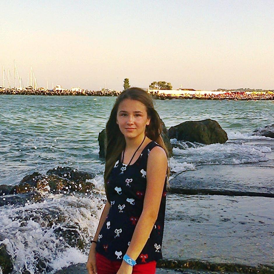 http://t.co/YzIvyu5RWa
I need that one thing,and you've got that one thing!
