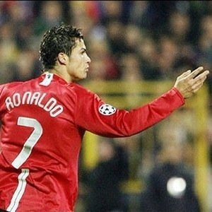 فيصل .. مدريدي .. طالب ..