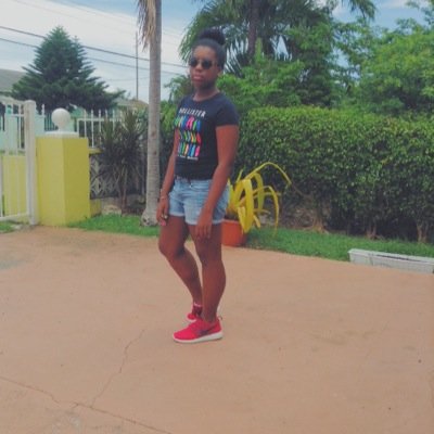 neeksxo's profile picture. Backup account @BerniqueJvde_