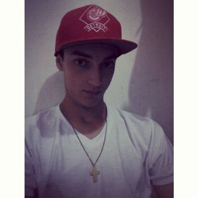 Tem que ser louco pra vim bater de frente .