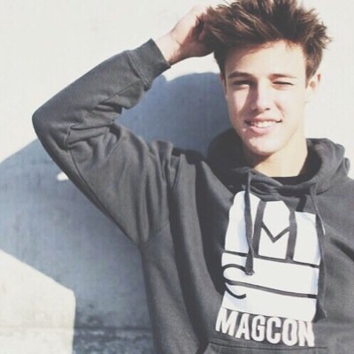you're beautiful and you're worth it. stay strong. i love you.